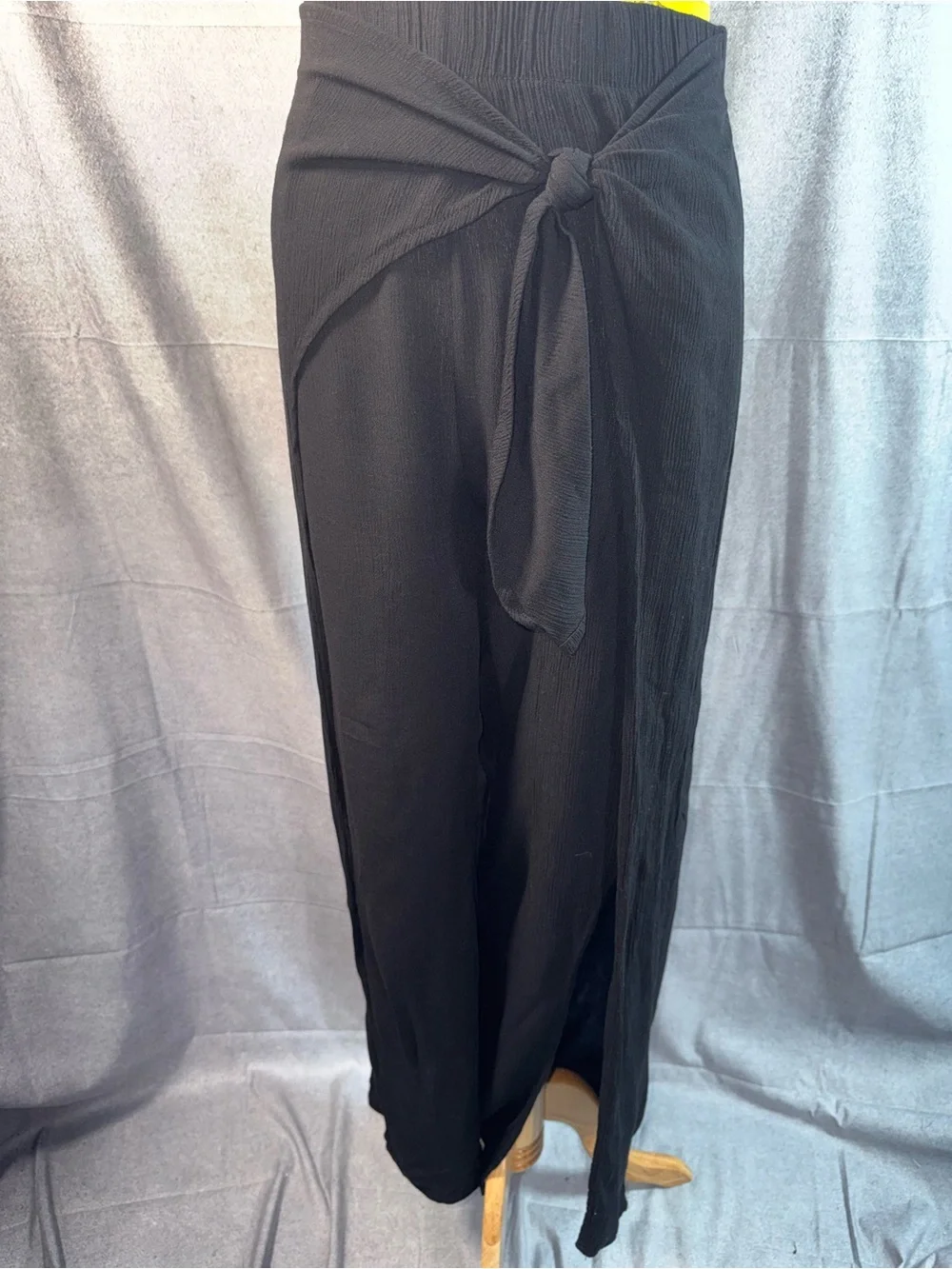 2284-Kona Sol Black Tie-Front Swim Coverup Skirt